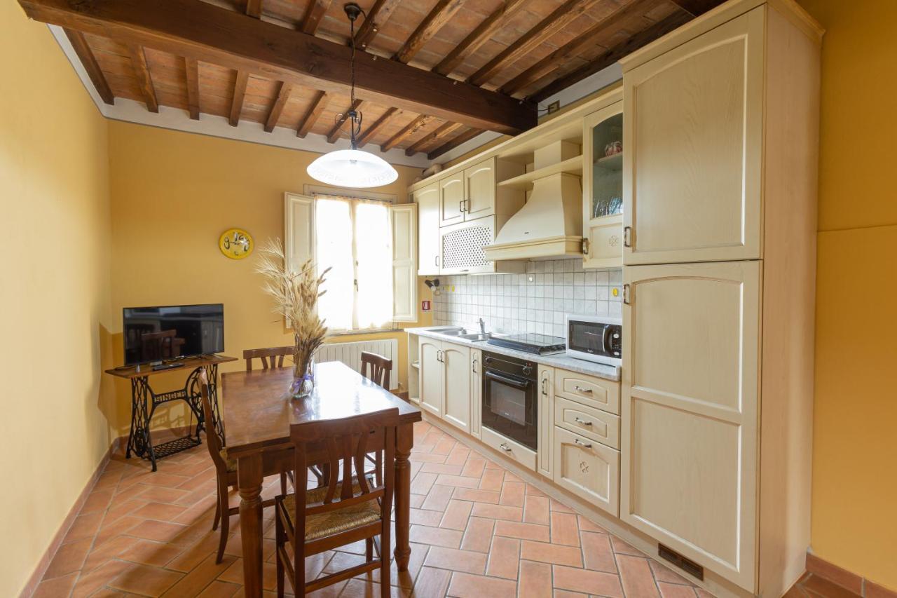 Agriturismo La Valle Della Lavanda - Podere Mezzastrada Fauglia Ruang foto