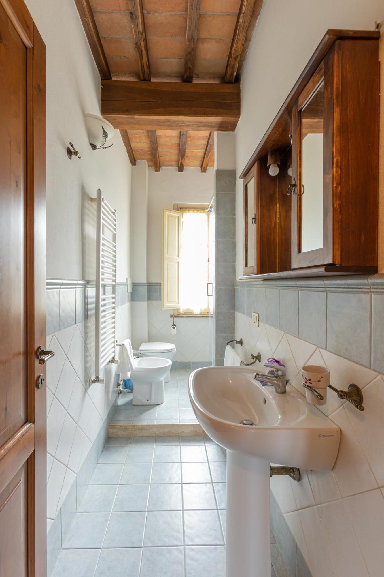 Agriturismo La Valle Della Lavanda - Podere Mezzastrada Fauglia Ruang foto
